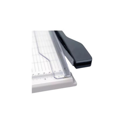 GUILLOTINA DE PLÁSTICO MARCA BARRILITO 8.5 PULGADAS CAPACIDAD PARA CORTAR 6 HOJAS 1 PIEZA 8762GUI