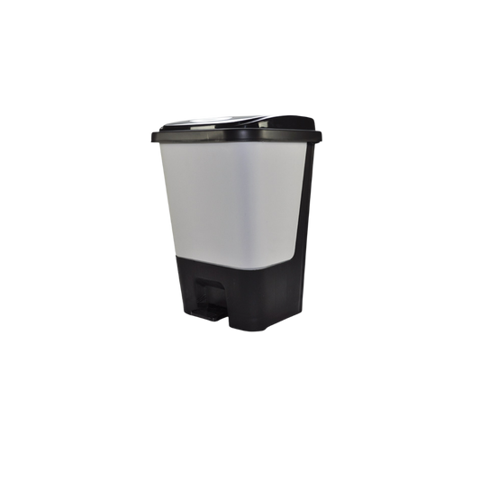 BOTE DE BASURA CON PEDAL Y TAPA 17 LITROS MARCA SABLÓN COLOR NEGRO CON GRIS 8531IN